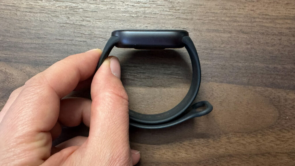 welche-armbaender-gibt-es-fuer-das-mi-band-10 Wer mag, kann das Standard-Armband auch gegen andere Varianten austauschen