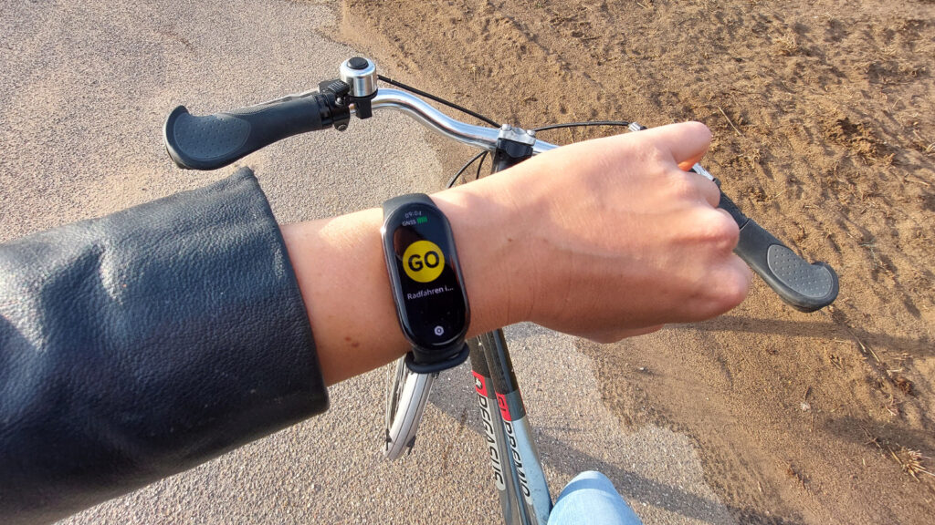 Xiaomi Smart Band 10 Test: So schlägt sich der günstige Fitnesstracker im Alltag
